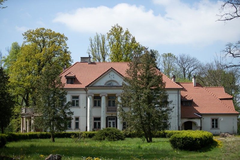 Zespół pałacowy w Lesznie